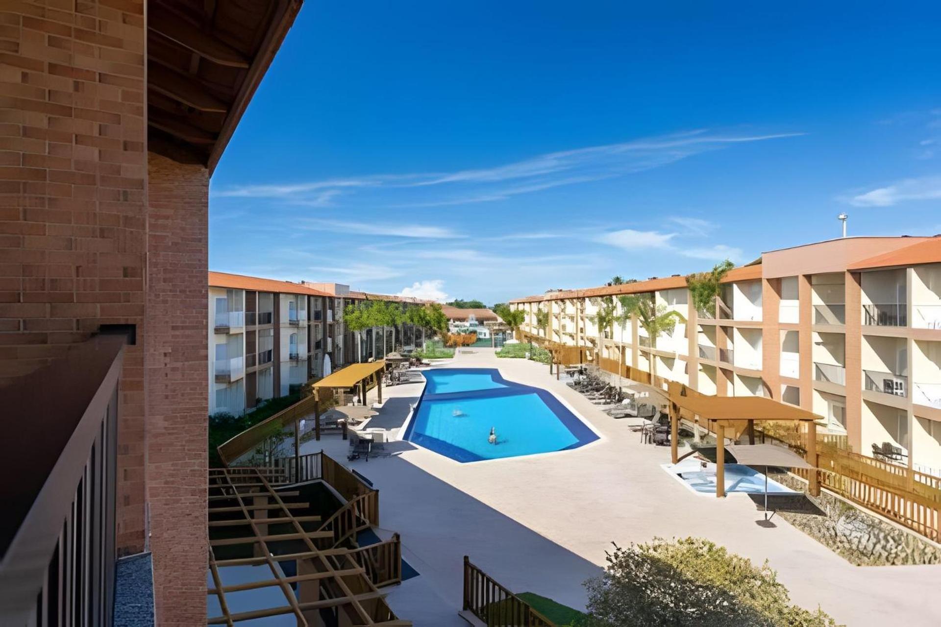 Ondas Praia Resort Em Порту-Сегуру Екстер'єр фото